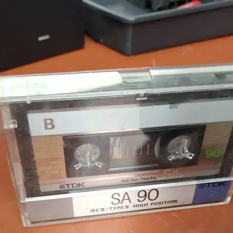 cassettebandje in hoes