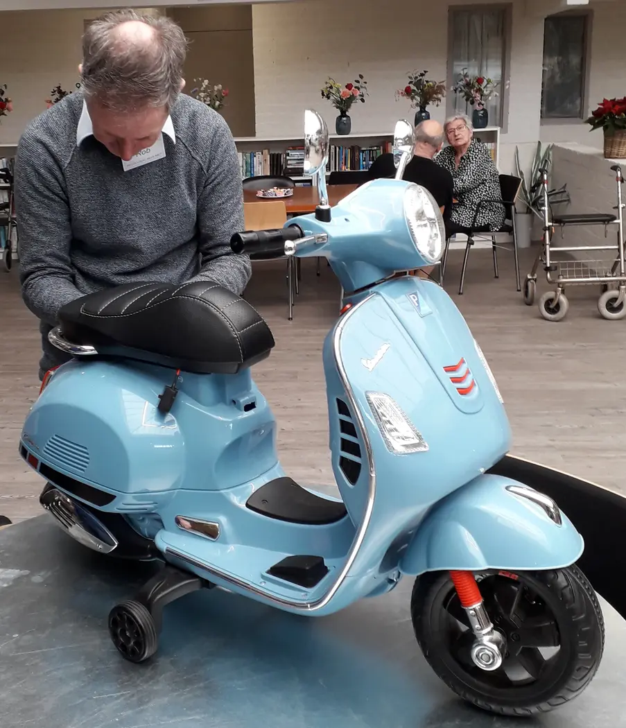 Vespa op tafel